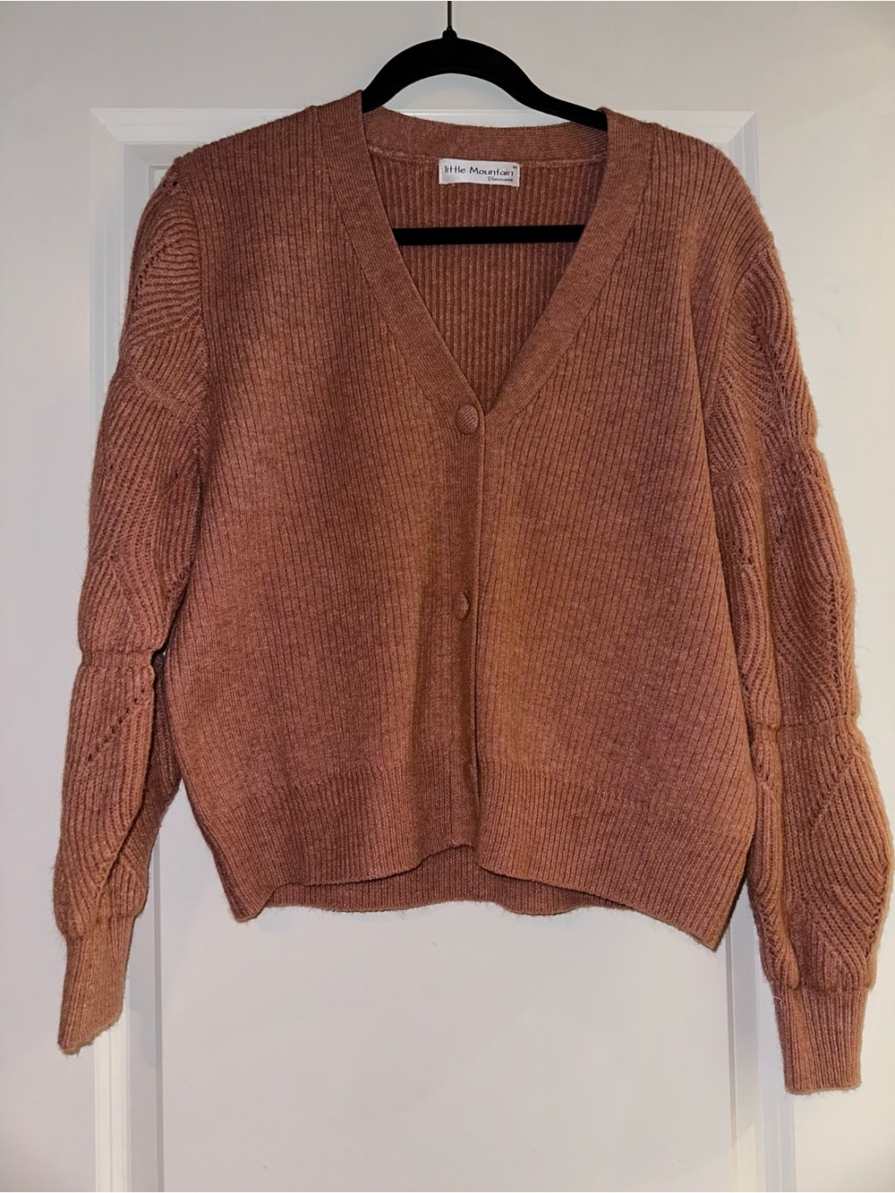 The Mountain Ribbed V-Neck Button Cardigan - Rust